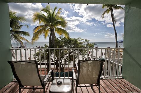 Discount Coupon for Lani Kai Beachfront Resort in Ft Myers Beach