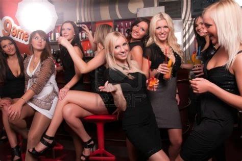 Things To Avoid When Choosing Up Women In Bars And Nightclubs Abc
