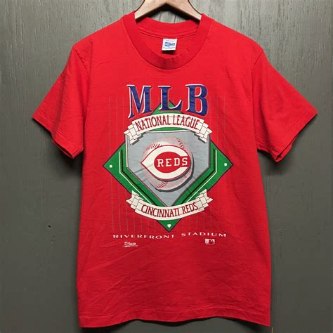 M Vintage S Cincinnati Reds T Shirt