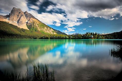 Emerald Lake British Columbia Canada Emerald Lake Beautiful Nature