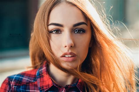 hintergrundbilder gesicht frau rothaarige modell porträt blond lange haare brille rot