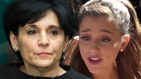 Ariana Grandes Mother Rushed Fans Backstage To Safety During