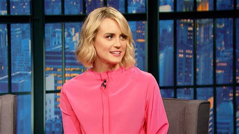 Watch Late Night With Seth Meyers Interview Taylor Schillings Orange