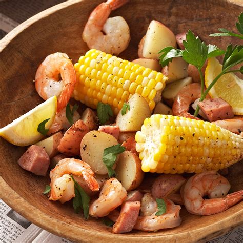 In a mixing bowl, mix together the shrimp, red pepper, yellow pepper,chives, and 1/2 tablespoon cilantro. Shrimp Boil-Style Dinner Recipe - EatingWell