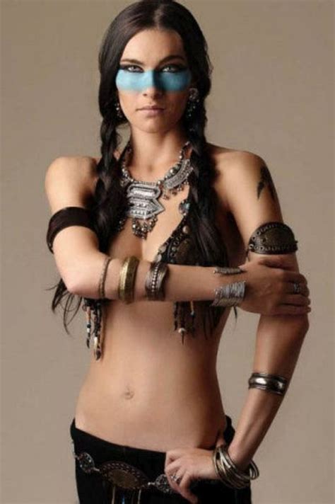 Girls Dressed In Hot Native American Outfits Pics