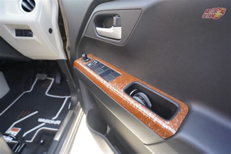 And standard supple leather seating surfaces added to the its luxurious amenities. Maruti Suzuki WagonR 2019 Launch, Price, Design, Specifications, Interior