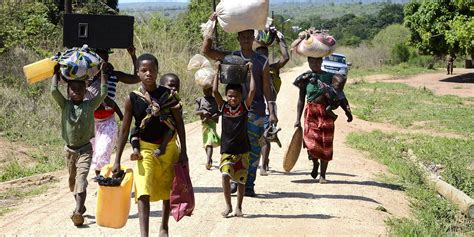 Em cabo delgado, norte de moçambique, a vida renasce lentamente nas aldeias de reassentamento de deslocados. Cabo Delgado: Governo cometeu erro ao permitir ocupação de ...