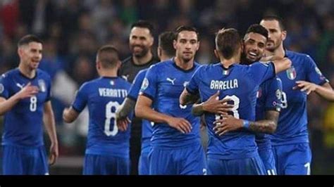 L'edizione 2020 della lotteria italia avviene al termine di un anno in cui gli italiani hanno dovuto affrontare restrizioni mai viste prima dovute al coronavirus. Hasil dan Cuplikan Gol Italia vs Armenia, Rekor 9 Gol Tim ...