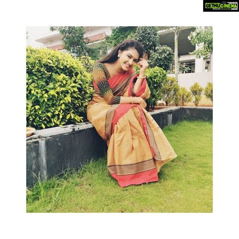Rachitha Mahalakshmi Instagram Lovely Mornings 🥰🥰🥰🥰 Saree Love