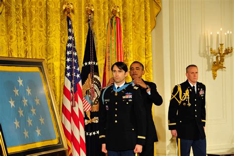 Medal Of Honor Ceremony Pictures Article The United States Army