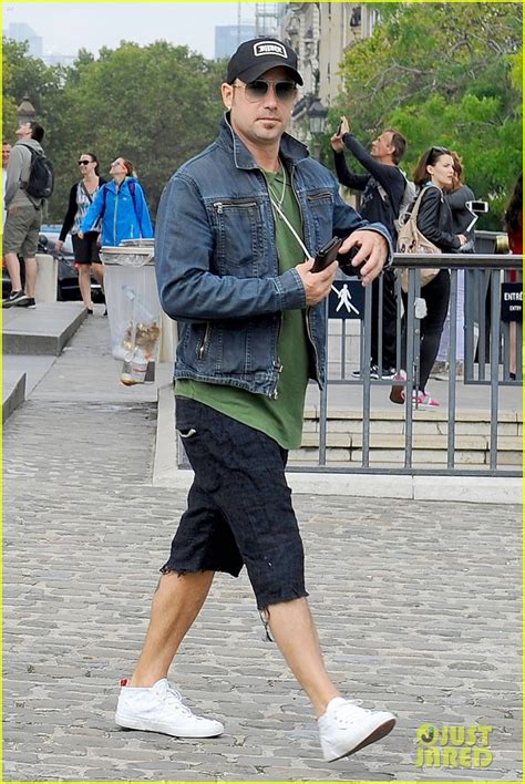 Photo Justin Jeremy Bieber Sightsee In Paris Photo Just Jared Entertainment News