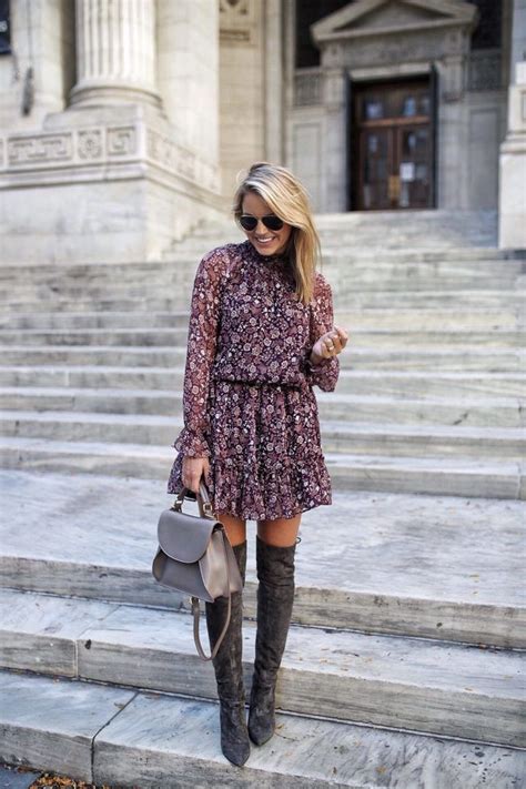 40 Wonderful Winter Outfit Ideas With Knee Boots That Trending Right
