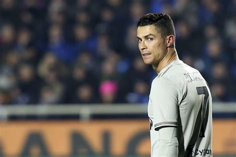 Cristiano ronaldo helped juventus to win the 8th serie a in a row. La compagne de Cristiano Ronaldo se tourne en ridicule en ...