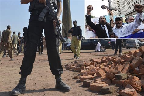 Pakistani Cop Axes Man To Death Over Blasphemy
