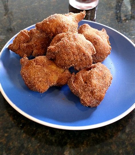 International recipes and cooking around the world. Cinnamon Apple Fritter Recipe
