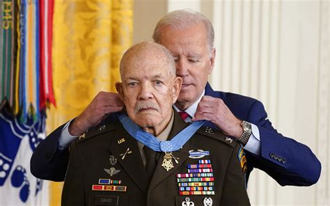 Vietnam Veteran Receives Medal Of Honor World