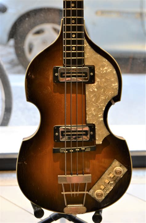 Hofner Violin Bass 1966 Sunburst Bass For Sale Rome Vintage Guitars