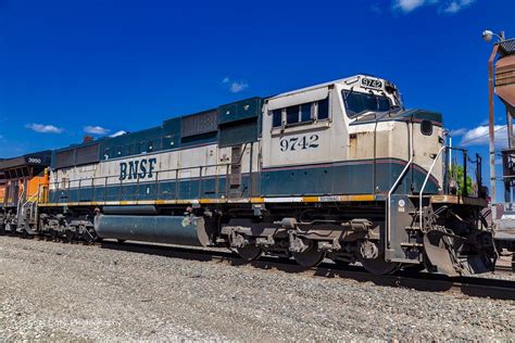 Sd70mac Bnsf Locomotive Locomotive Railroad Photography Railroad Images