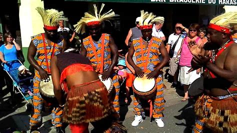 Spectacle De Rue Musique Traditionnelles Africaine Congo Youtube