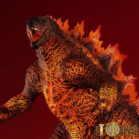 The figure comes with his battle axe. UA Monsters Godzilla Burning GODZILLA 2019 (GODZILLA Ⅱ ...