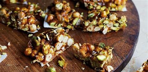 We provide incredible customer service and most orders ship free! Hazelnut and pistachio crunch is a favourite in Italy, a celebratory sweet that makes its ...