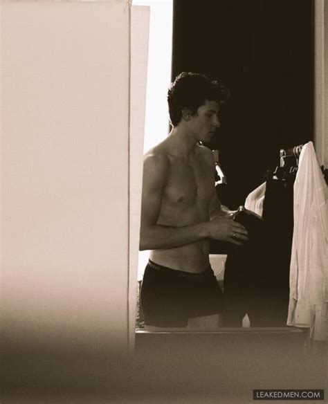 Shawn Mendes Nude Pictures Leaked His Visible Cock Bulge Leaked Men