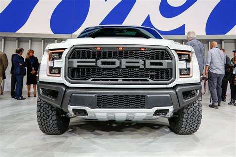 2017 Ford F 150 Raptor Supercrew Makes Production Debut In Detroit
