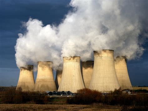 Uk Vows To Close All Coal Power Plants By 2025 The Independent The Independent