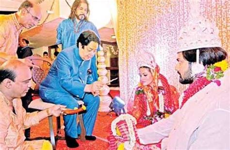 Riya Sen With Her Husband Shivam Tewari Riya Sen Wedding Pics