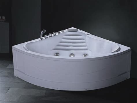 Discover the corner bathtub product range of jacuzzi. Corner Jacuzzi Bath Tub | 1500 x 1500 Corner Bath