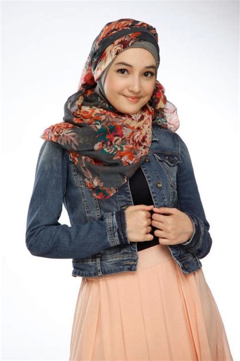 Desain Hijab Anna Karina Gilbert Pemain Jilbab In Love
