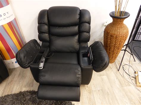 These chairs also come installed with a total of eight vibrating massage aesthetic design: La-Z-Boy Cool Leather Recliner,Massage & built in fridge ...