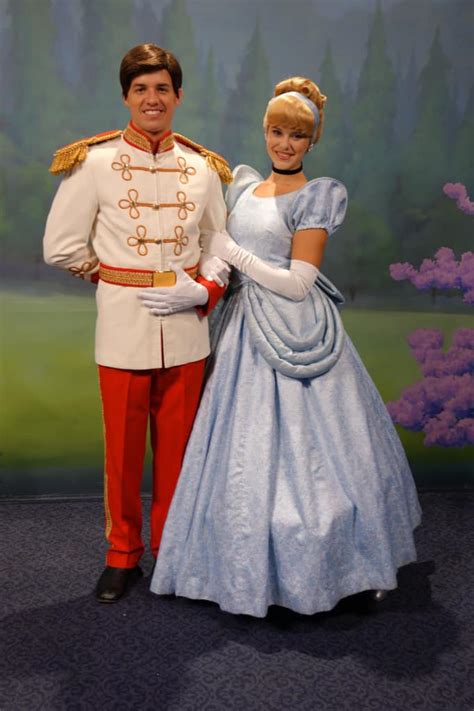 Cinderella At Town Square Theater In Magic Kingdom