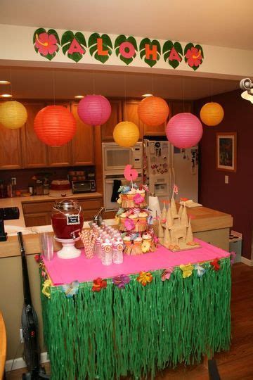 Pin By Romgirlsofficial On Diy And Crafts Hawaiian Birthday Party