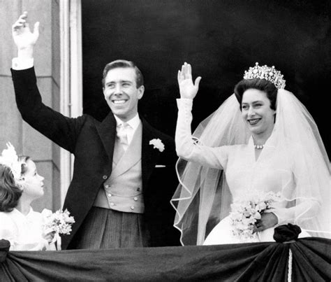 8 Rare Times Queen Elizabeth Herself Broke Royal Protocols And Proved