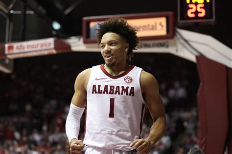 Miller Sears Lead Crimson Tide To Blowout Victory Over Kentucky Wildcats