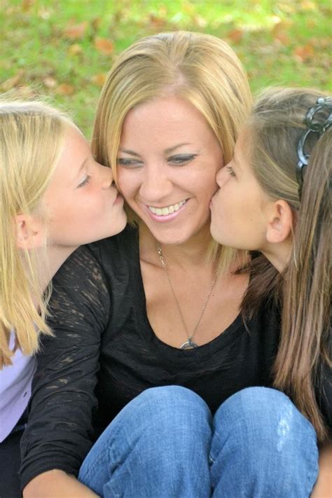 the most loving moment the special bond of a mother with her daughters couple photos in