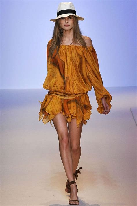 Emanuel Ungaro Spring 2009 Ready To Wear Collection Bohemian Gypsy