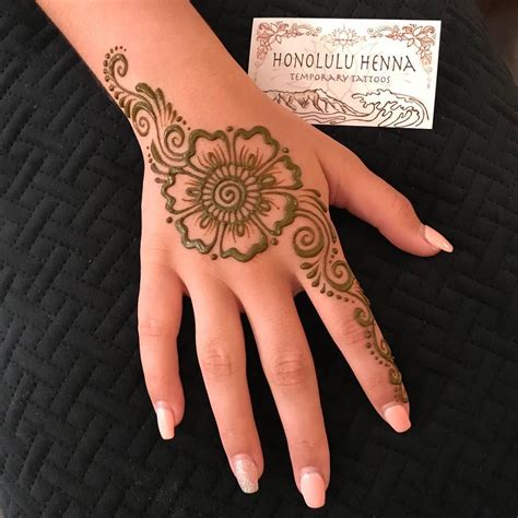 ~🌸henna Flower🌸~ Lots Of Cute Simple Designs At My Shop Too