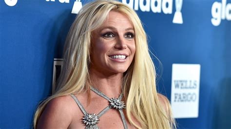 Britney Spears Shares Rare Pic Of Sons And Theyre Taller Nbc New York