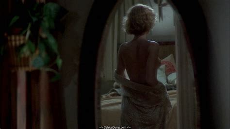 Penelope Ann Miller Nude Tits In Carlito S Way 1993 CelebrityDork