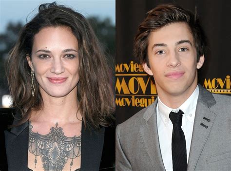 Asia Argento Will Stop Payments To Accuser Jimmy Bennett E Online Ca