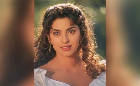 Trending News Birthday Special Juhi Chawla Was A Hit In Every
