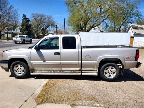 Used 2005 Chevrolet Silverado 1500 Z71 Ext Cab Short Bed 4wd For Sale