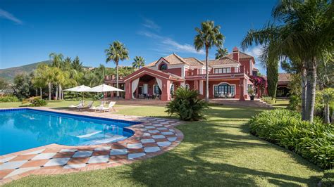 7 Bedroom Luxury Villa For Rent in La Zagaleta | Luxury Villa Collection