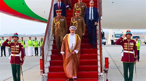 His Majesty The Sultan Returns Home From Bahrain Arabian Daily News