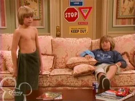 picture of cole and dylan sprouse in the suite life of zack and cody cole dillan 1182533658