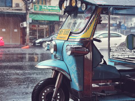 Contoh huraian masalah pengangkutan awam pengangkutan awam merupakan salah satu pengangkutan yang amat penting di negara kita. Pengangkutan Awam di Bangkok | Travelholicmy