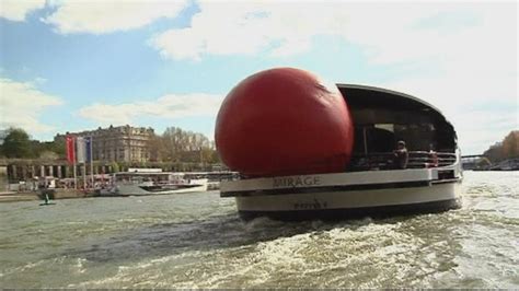 The Redball Project Giant Blow Up Ball Goes On Paris Sightseeing Tour
