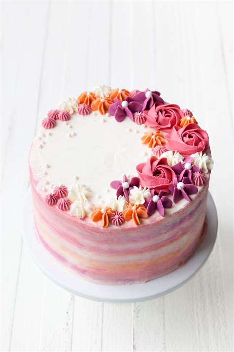 How To Make A Buttercream Flower Cake Creative Cake Decorating